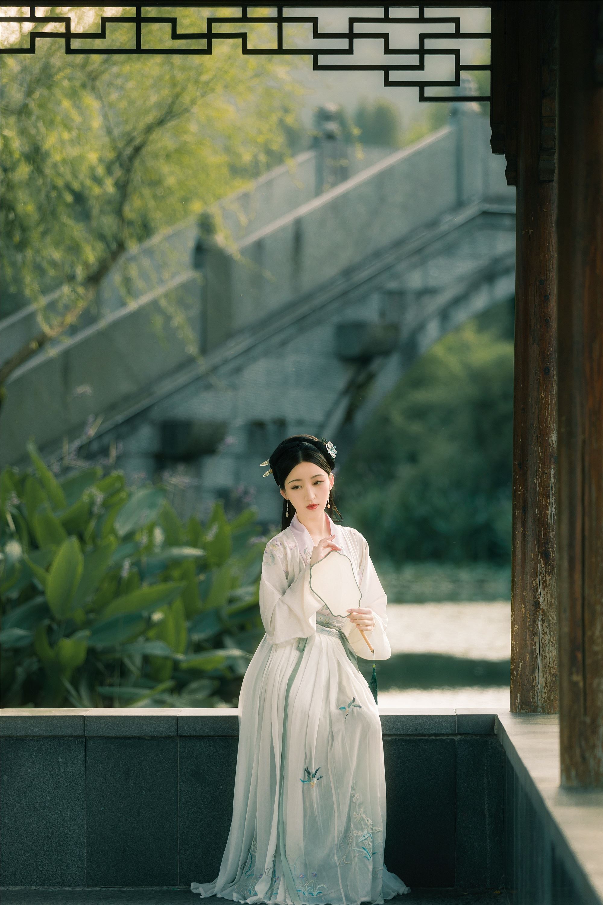 YITUYU艺图语 2021.08.16 春不渡 是非姑娘